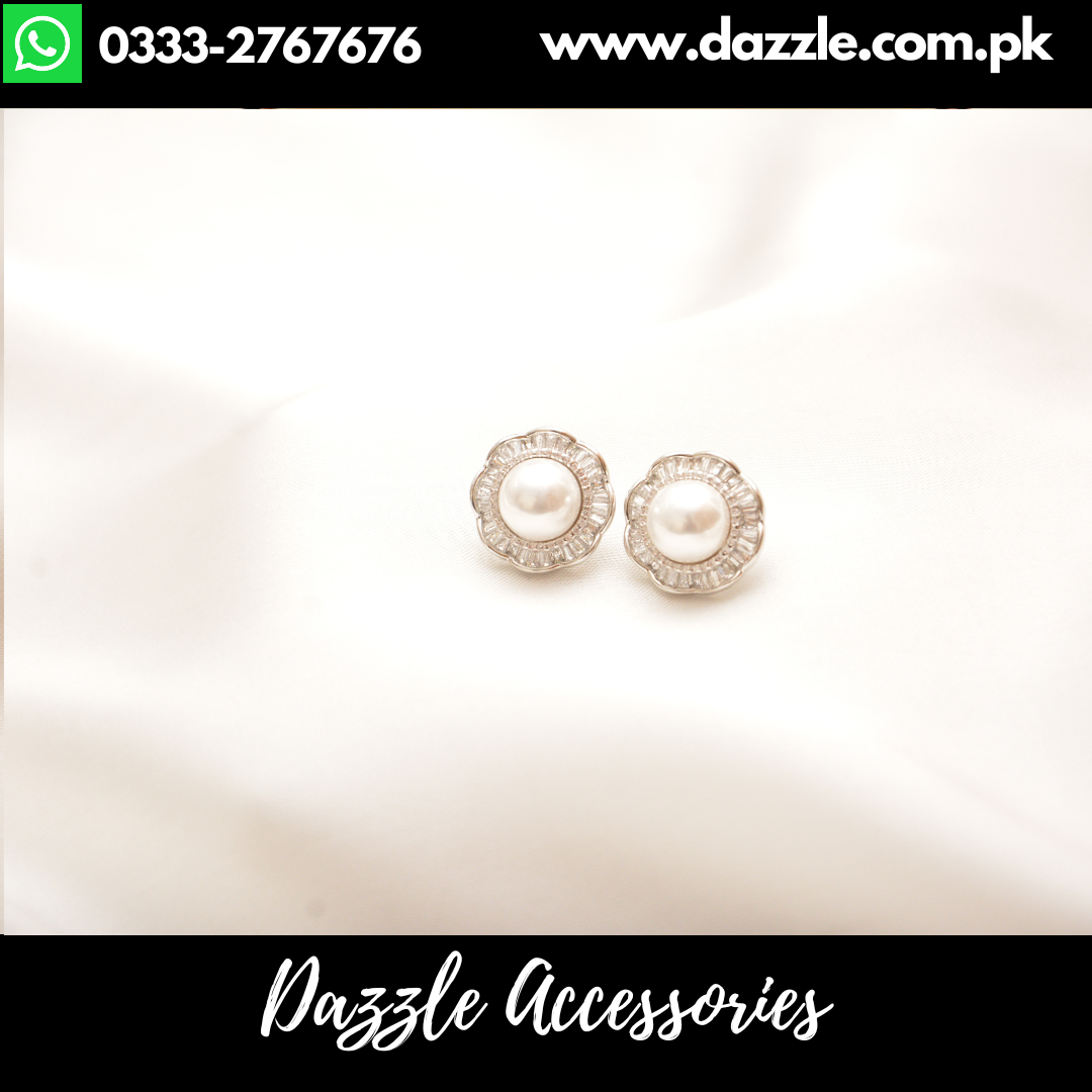 Timeless Diva pearl Silver studs