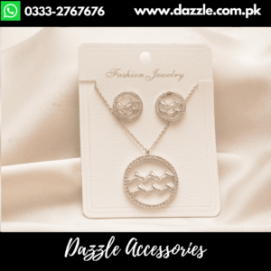 Sparkling Elegant Silver Necklace Set