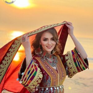 Floral Tapestry in Zardozi Gold – Royal Dress